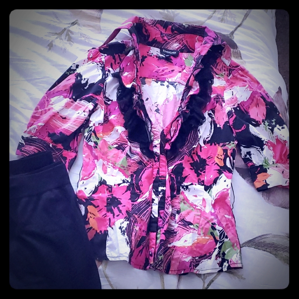 Hook clasp Bebe dress shirt